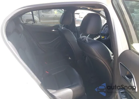 2018 Mercedes-Benz Gla 250 from USA, damaged, VIN WDCTG4EB8JJ456070